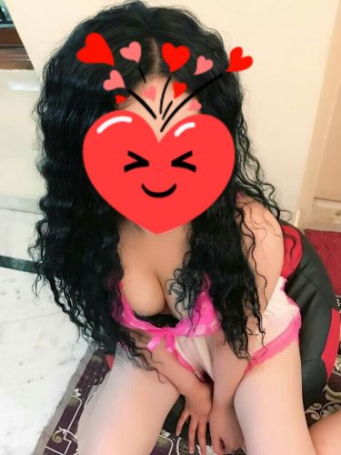 Baştan çıkaran olgun hatun Neslihan
