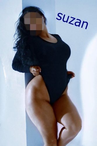 Baştan çıkaran ön sevişme yapan eskort Olcay