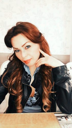 Çekici evinde buluşan bayan Munise