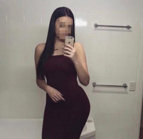 Cıvıl-cıvıl evinde buluşan hatun Gülderen