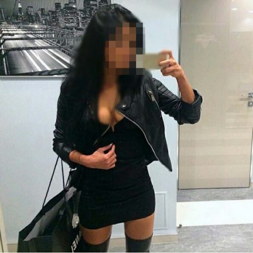 Muhteşem oral yapan hanım Ayşem