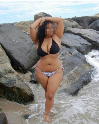 Seksi kaprissiz kadın Fehime