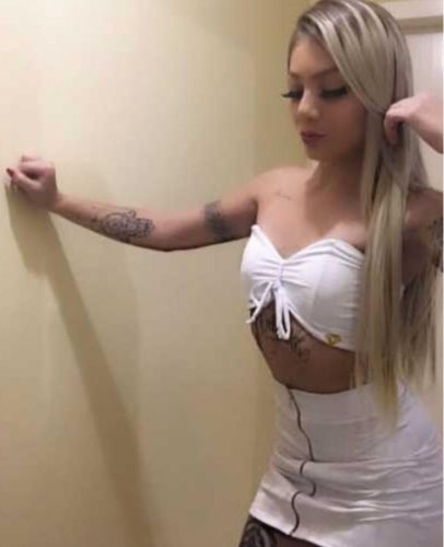 Şık sakso çeken escort Mükrime