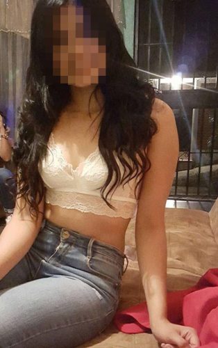 Süper evinde buluşan kız