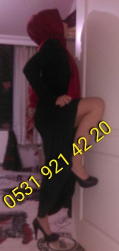 Süper kumral kız Rezzan