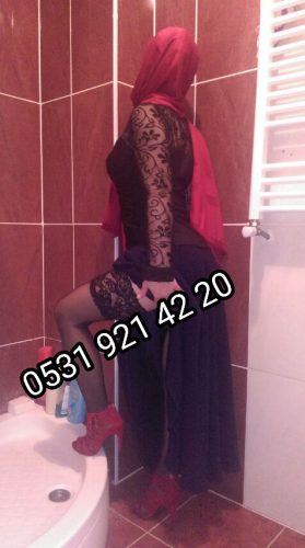 Süper kumral kız Rezzan